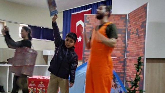 Sosyal Sorumluluk Projesi Cumayeri Anadolu İmam Hatip Lisesi Salonunda Gerçekleştirildi.